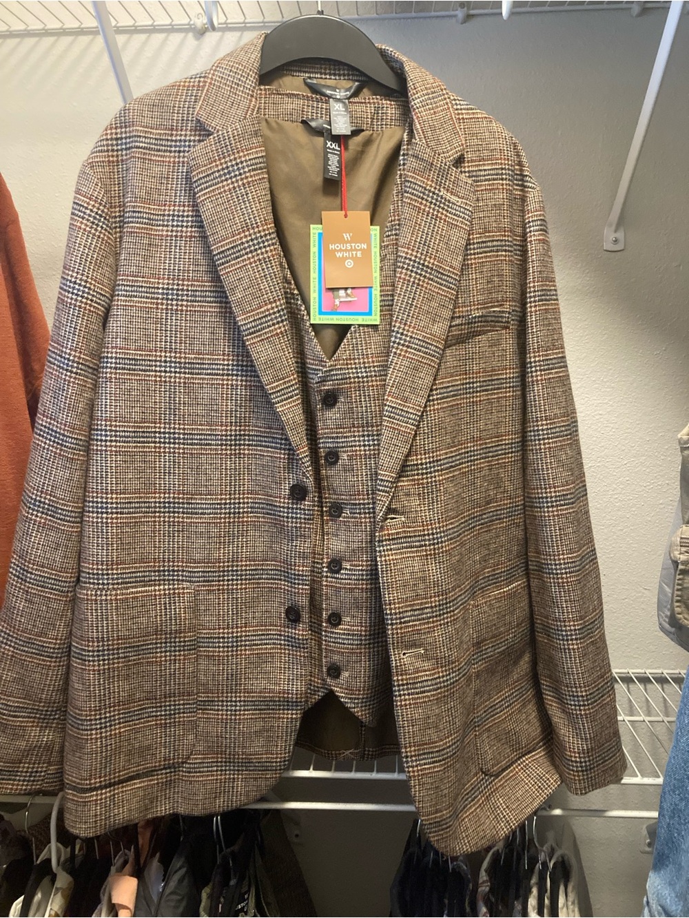NWT Houston White Brown Glen-Plaid Three-Piece Suit: Jacket, Vest, Pants (XL*)